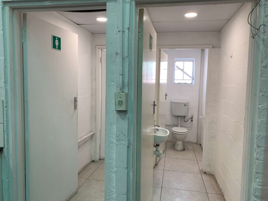 To Let commercial Property for Rent in Parow East Western Cape